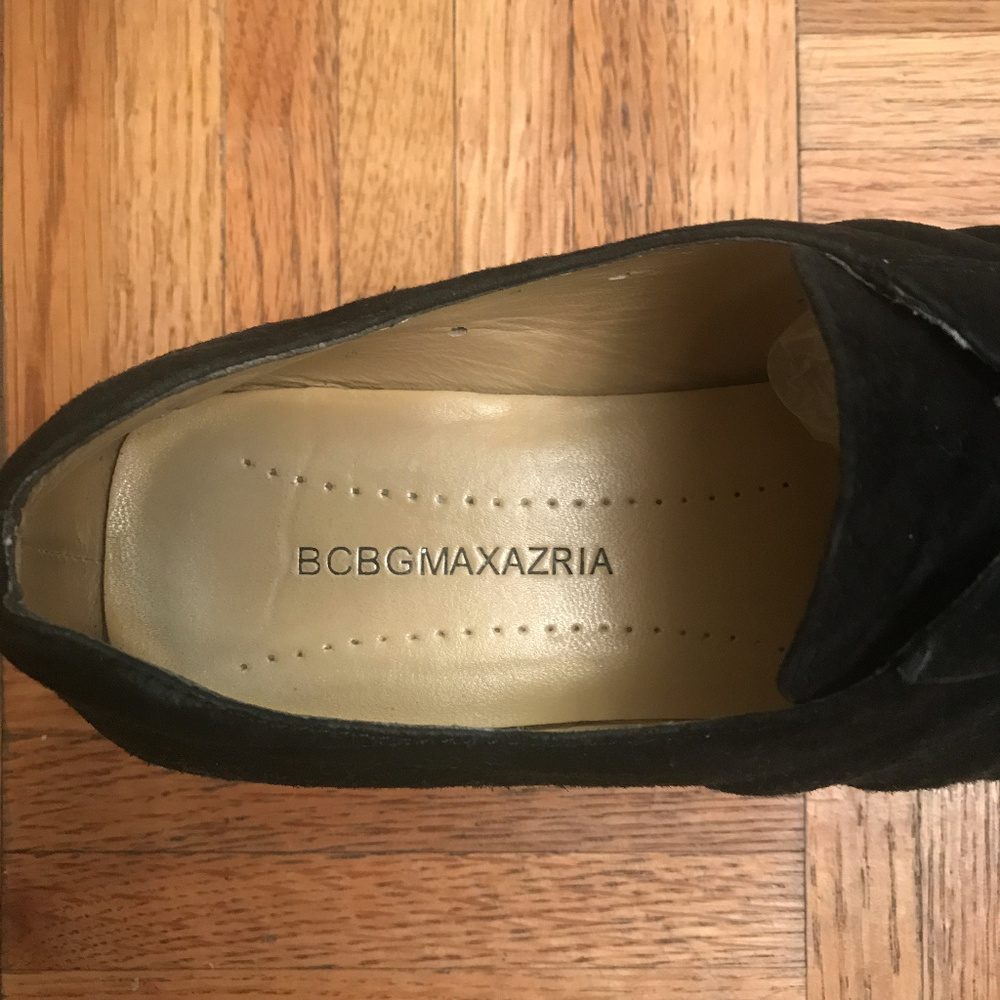 BCBGMAXAZRIA perforated suede leather loafers - Picture 4 of 7